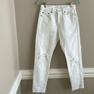 Levi’s White Wedgie High Rise Distressed Jeans Size 25